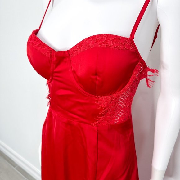 Alamour The Label Tonia Bustier Corset Lace Accent Slit Midi Dress in Red Size M - Picture 6 of 16